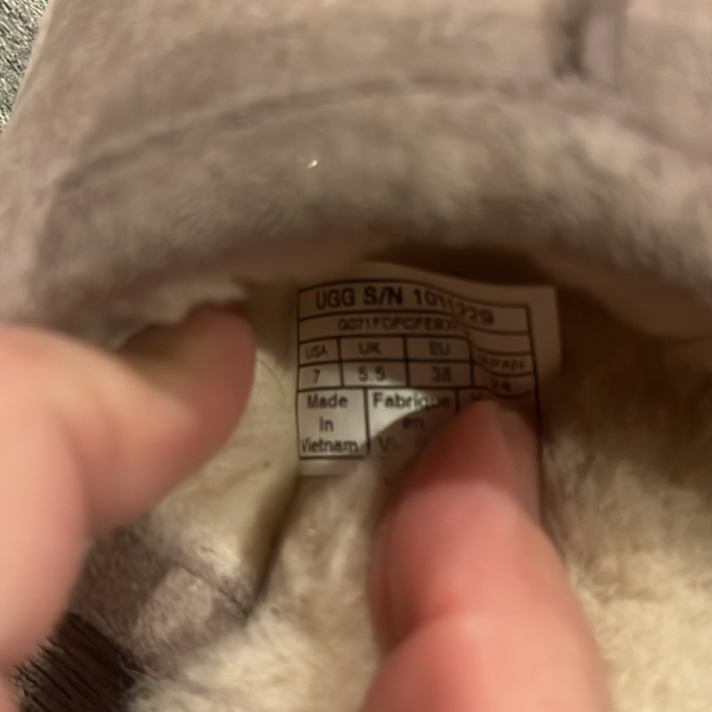 Ugg Slippers - Picture 3 of 3